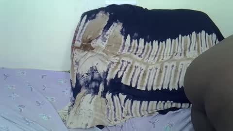 LILIAN online show from 11.13.25