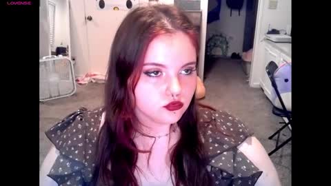 Snapshot of prettypearl123 chatting on 09.09.25 pretttypearl online show from 09.09.25