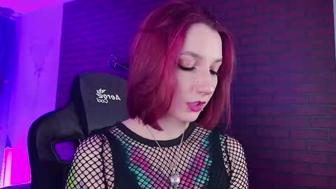 Snapshot of prettyreckess chatting on 12.02.25 Mila -NONUDE MODEL online show from 12.02.25