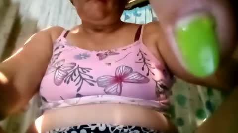 prettyrose01 online show from 04.20.26