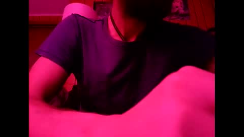 prettysolid7 online show from 11.16.25