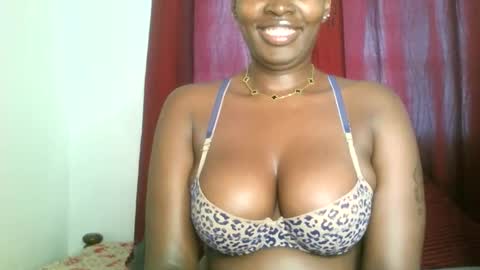 Snapshot of prettyvishy chatting on 02.03.25 prettyvishy online show from 02.03.25