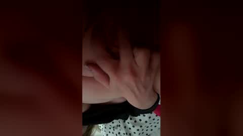 Snapshot of prey4u chatting on 04.12.26 prey4u online show from 04.12.26