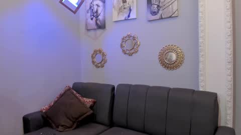 Snapshot of prince_arthur77 chatting on 02.21.25 prince_arthur77 online show from 02.21.25