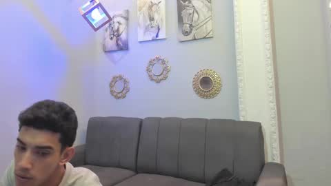 Snapshot of prince_arthur77 chatting on 03.09.25 prince_arthur77 online show from 03.09.25