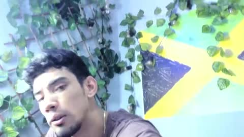 Snapshot of prince_arthur77 chatting on 09.21.25 prince_arthur77 online show from 09.21.25