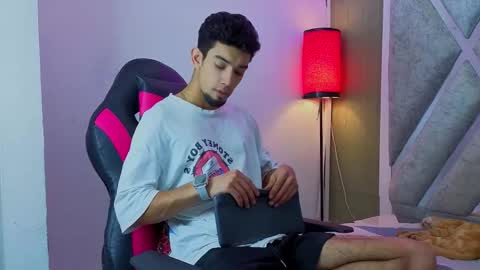 prince_arthur77 online show from 02.18.26