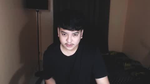 Snapshot of prince_killian chatting on 12.04.25 Killian online show from 12.04.25