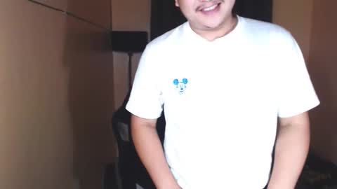 Snapshot of prince_killian chatting on 12.16.25 Killian online show from 12.16.25