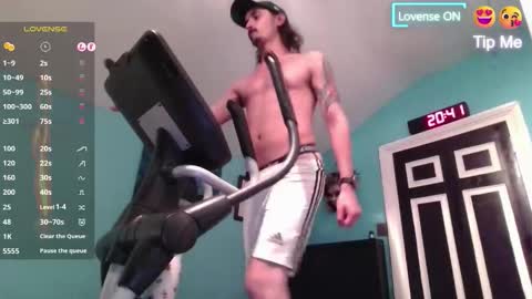 Snapshot of prince_raphael chatting on 09.10.25 Riffraff online show from 09.10.25