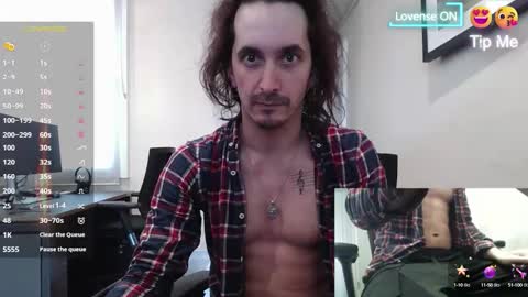 Snapshot of prince_raphael chatting on 10.04.25 Riffraff online show from 10.04.25