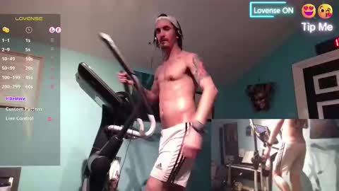 Snapshot of prince_raphael chatting on 10.07.25 Riffraff online show from 10.07.25