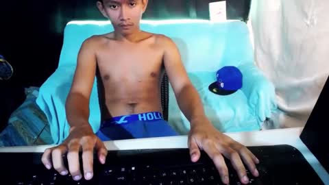 Snapshot of prince_zaijan chatting on 02.05.25 Prince Zaijan online show from 02.05.25