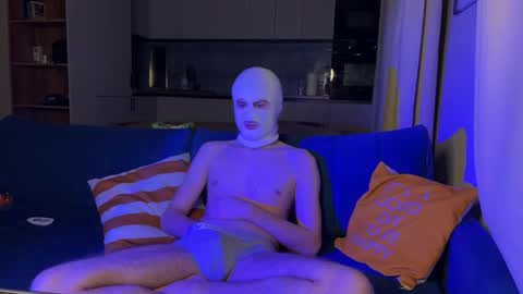 Snapshot of princes_beach chatting on 02.13.26 HUNTER LEO KEVIN online show from 02.13.26