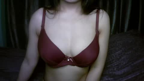 Snapshot of princess916446 chatting on 05.26.26 princess online show from 05.26.26