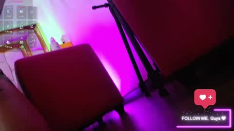 Snapshot of princess_helena_ chatting on 02.28.25 princess helena online show from 02.28.25