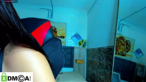Snapshot of princess_martinez chatting on 05.27.26 Princess Martinez online show from 05.27.26