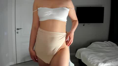 Snapshot of princess_moana chatting on 02.28.25 princess_moana online show from 02.28.25