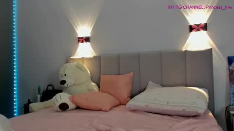 Princess Diana online show from 02.22.25