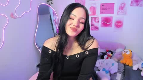Snapshot of princess_saris chatting on 05.30.26 online show from 05.30.26