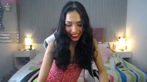 Snapshot of princess_skinny18 chatting on 06.04.26 princess_skinny18 online show from 06.04.26