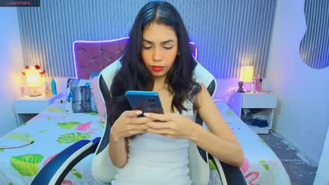 Snapshot of princess_skinny18 chatting on 06.07.26 princess_skinny18 online show from 06.07.26