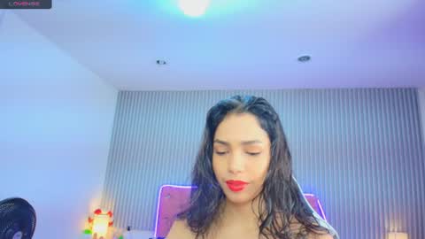 Snapshot of princess_skinny18 chatting on 06.23.26 princess_skinny18 online show from 06.23.26