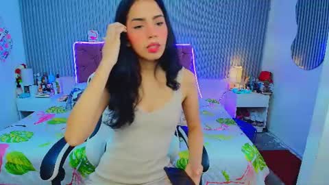 Snapshot of princess_skinny18 chatting on 07.07.26 princess_skinny18 online show from 07.07.26