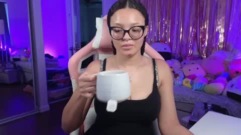Amber online show from 05.25.26