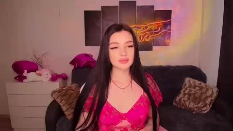 princessamira1 online show from 02.28.25