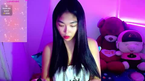 Snapshot of princesscutiexx chatting on 10.16.25 Hello everyone this is your beloved Athena again I present the most comfortable and kind room I accept everyone with kindness online show from 10.16.25