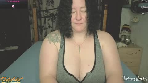 Lux Alot Luxi online show from 04.14.26