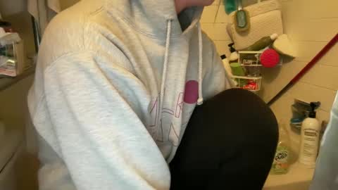 Snapshot of princessoftenis44 chatting on 02.24.25 princessoftenis44 online show from 02.24.25