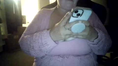 Snapshot of princessprettipussi89 chatting on 06.11.26 princessprettipussi89 online show from 06.11.26