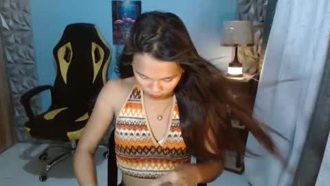 Snapshot of princessrynn chatting on 11.16.25 princessrynn online show from 11.16.25