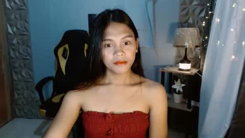 Snapshot of princessrynn chatting on 12.02.25 princessrynn online show from 12.02.25