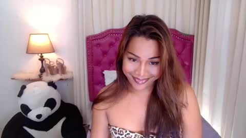 princessyanzy1 online show from 10.22.25