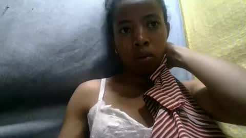 prisca880319 online show from 04.28.26