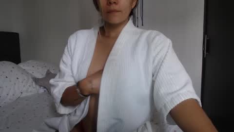 Snapshot of priscila_black chatting on 02.20.25 Marcela online show from 02.20.25