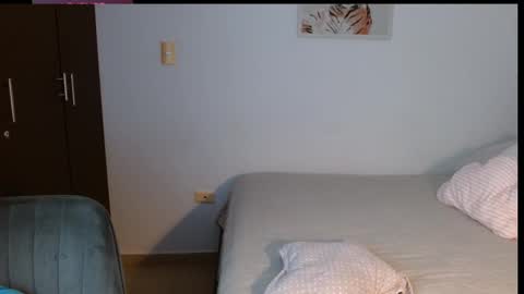 Snapshot of priscila_black chatting on 10.11.25 Marcela online show from 10.11.25