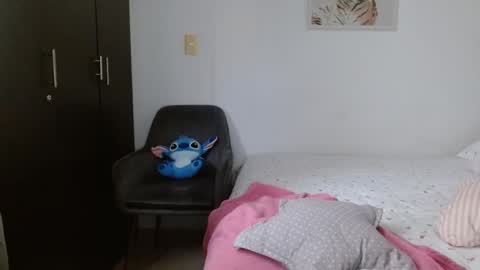 Snapshot of priscila_black chatting on 11.11.25 Marcela online show from 11.11.25