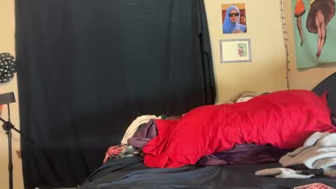 Snapshot of prism50 chatting on 12.17.25 Prism online show from 12.17.25