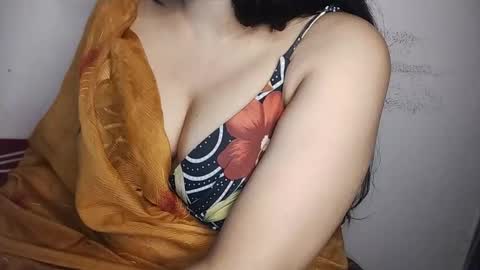 priyu_ online show from 11.17.25