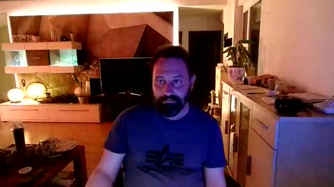 Snapshot of proband_007 chatting on 04.17.26 proband_007 online show from 04.17.26