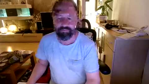 Snapshot of proband_007 chatting on 05.27.26 proband_007 online show from 05.27.26