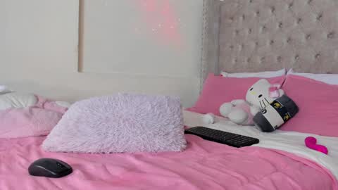 Profana Red online show from 12.12.24