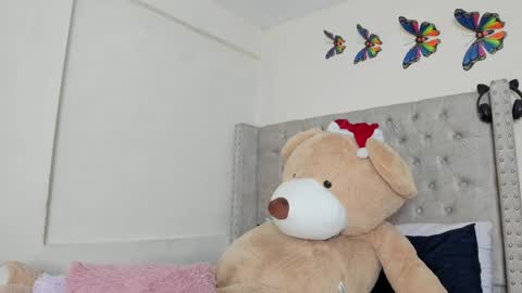 Profana Red online show from 12.28.24