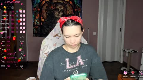 Snapshot of project_hisoka44 chatting on 01.25.25 Di online show from 01.25.25