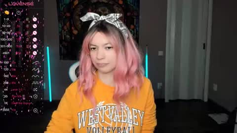 Snapshot of project_hisoka44 chatting on 11.14.25 Di online show from 11.14.25