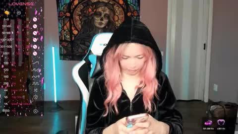 Snapshot of project_hisoka44 chatting on 11.20.25 Di online show from 11.20.25